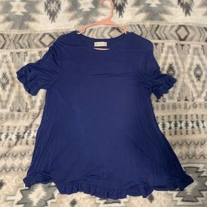 Altar’d State Navy Blue blouse size:M very soft